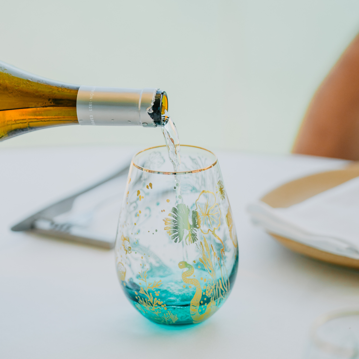 'Ocean Majesty' Stemless Wine Glass