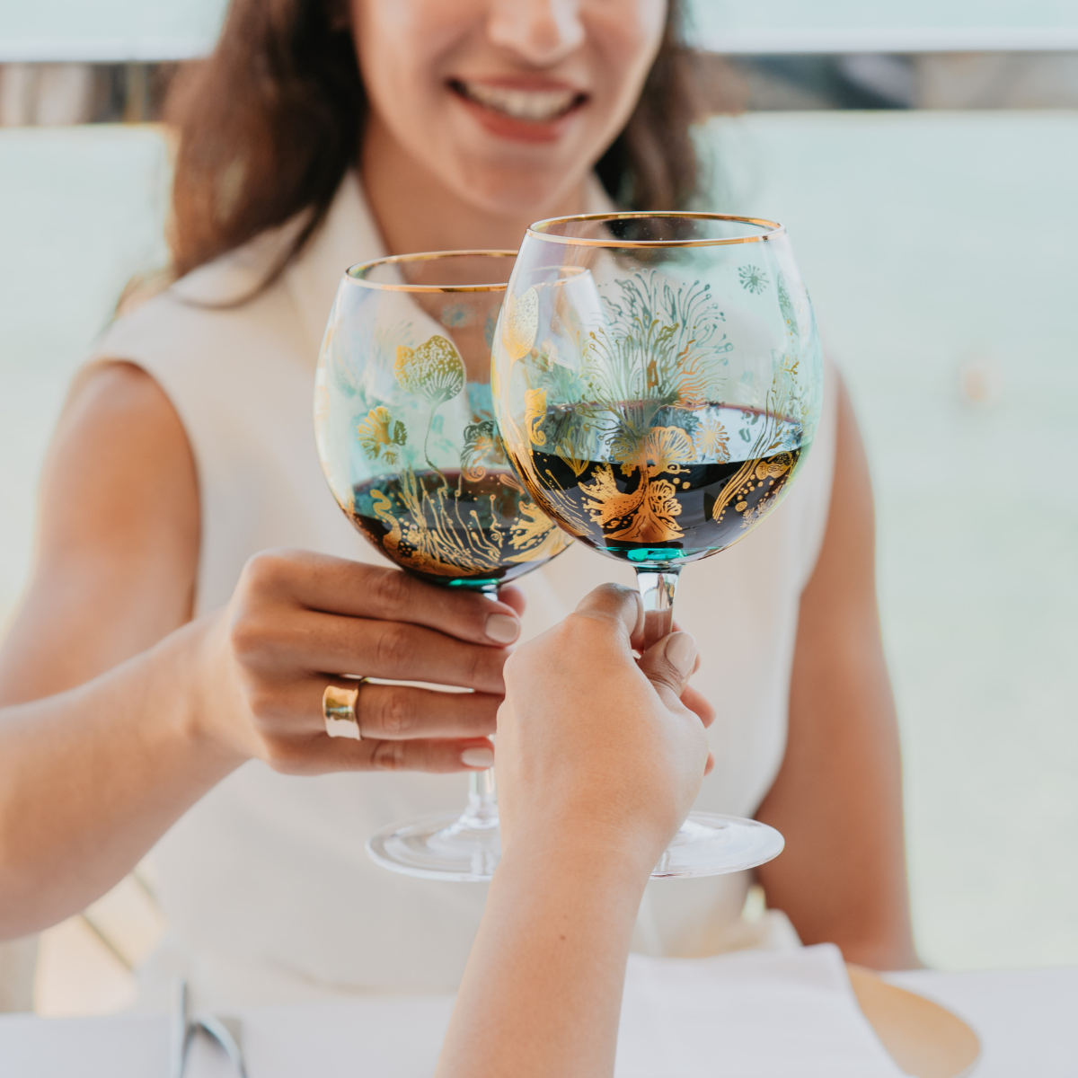 'Ocean Majesty' Balloon Wine Glasses