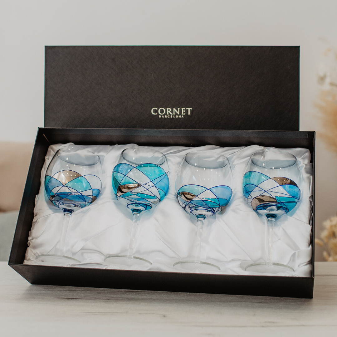 'Nativity' Balloon Wine Glasses