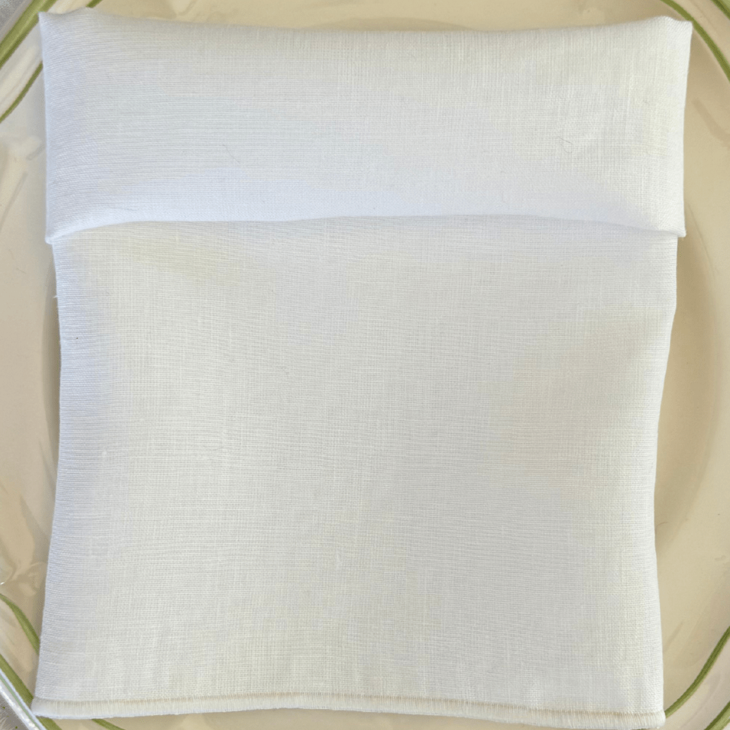 'Ivory Linen' Napkin with Scalloped Edge