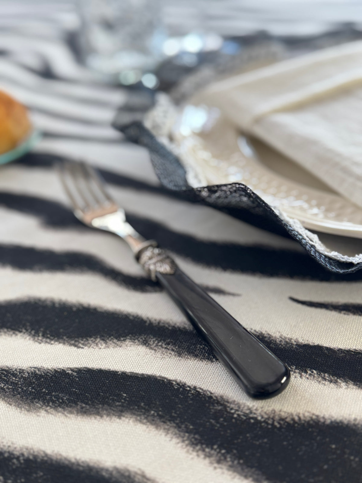 'Black and White' Tablecloth