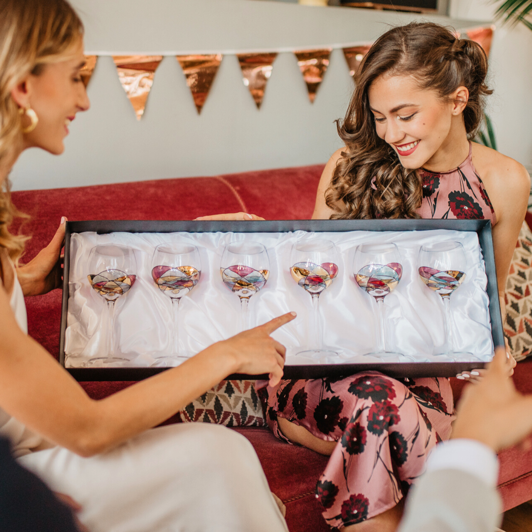 Mother's Day Engraved Twin Wine Glass Set