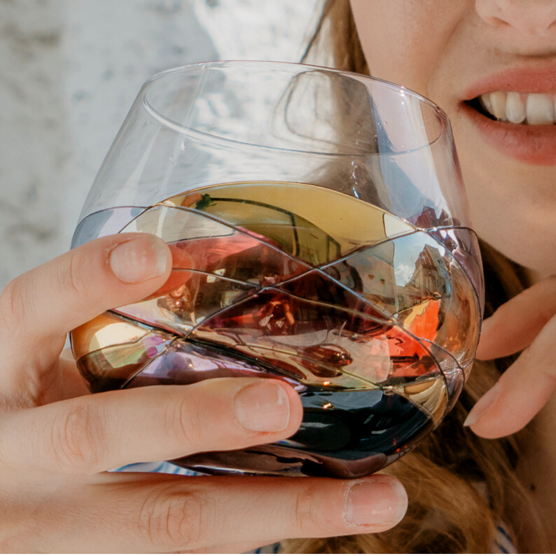Sagrada' Stemless Wine Glasses  Painted wine glasses, Modern wine